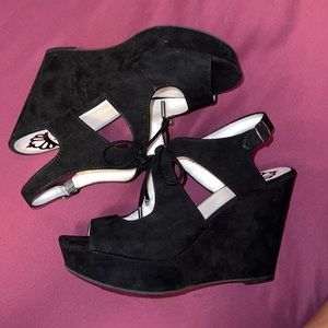 Fergalicious Shoes | Fergalicious Vicky Black Wedge Sandals SIZE 8